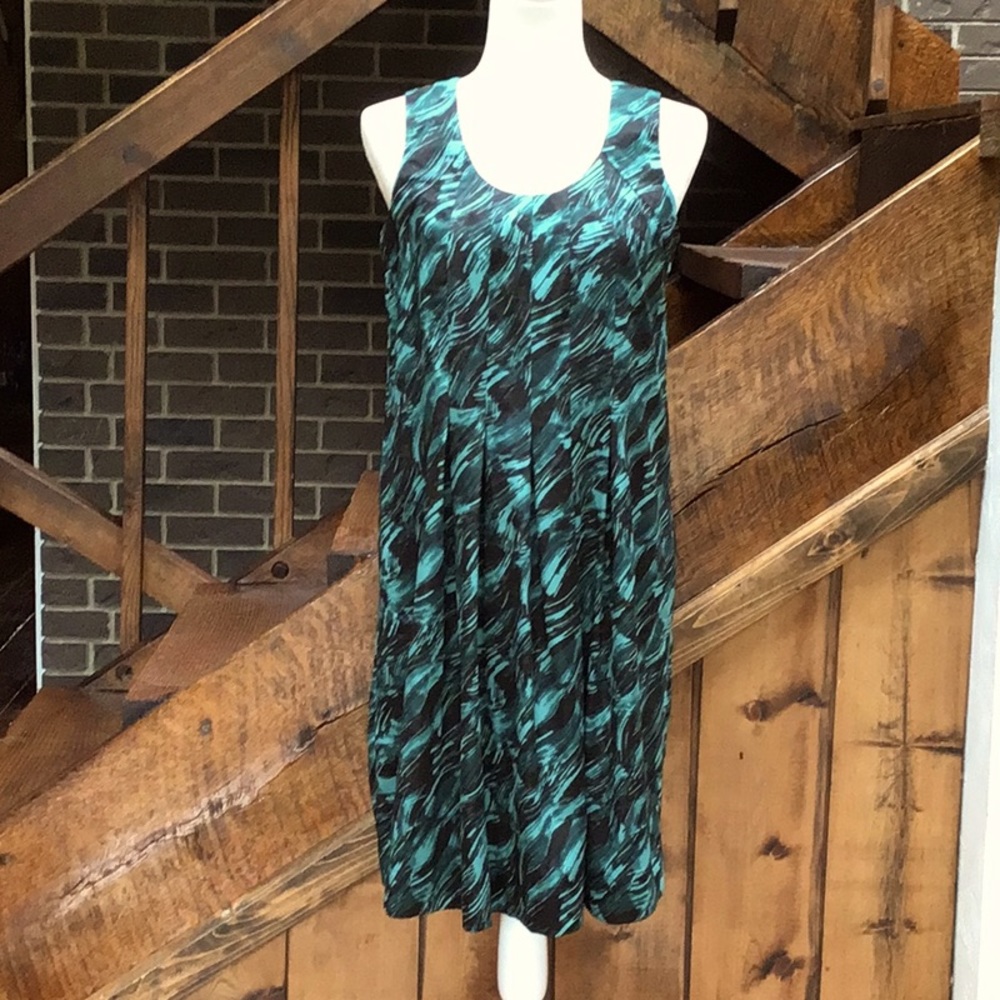 Simply Vera Vera Wang sleeveless dress with side zipper